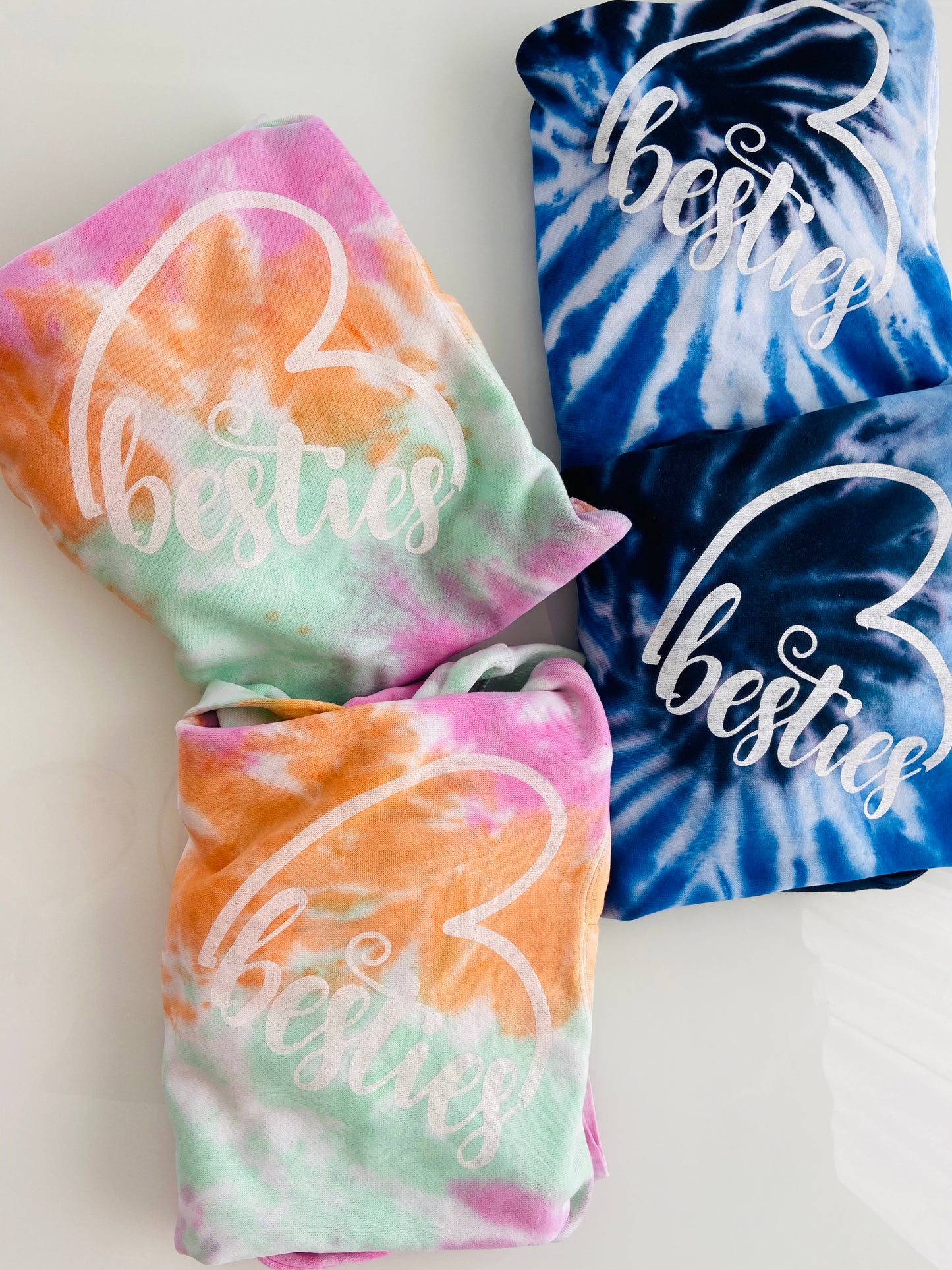 Hoodie Tie dye Besties  Personalized